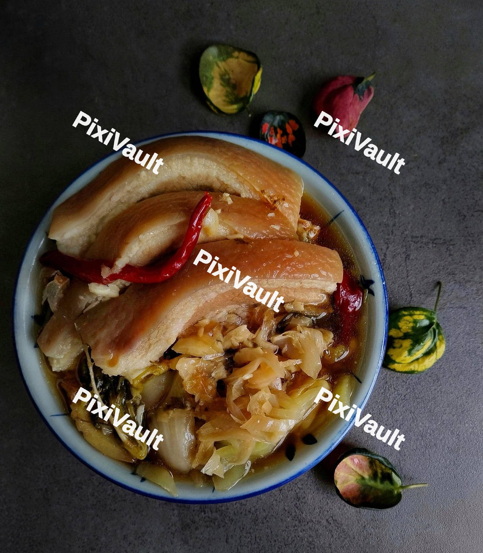 Braised pig trotters dish